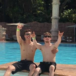 Meet your Posher, Justin